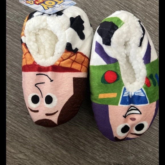 Toy Story Fuzzy Babba Slipper Socks Slip Resistance Shoe Size 4.5-7.5 Kids 2T-3T - Picture 2 of 5